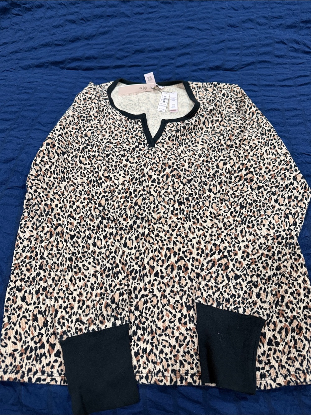 Victoria's Secret Leopard Print Top with Black Trim thermal material